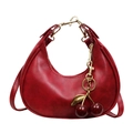 Borsa a mezzaluna rossa retrò in pelle PU lucida con ciondolo a ciliegia - Rosso