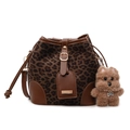 Sac seau vintage en daim à motif léopard avec cordon de serrage et breloque en peluche - Sans Pendentif / Marron