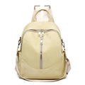 Mochila minimalista beige de nailon ligero con gran capacidad y cremalleras plateadas - Caqui