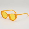 Occhiali da sole vintage gatto gialli con lenti colorate coordinate per donna - Montatura Gialla Lenti Gialle