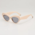 Vintage cat eye sunglasses in creamy beige with dark gray lenses and metal accents - Cream White Frame Gray Lens