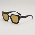 Lunettes de soleil hexagonales rétro monture noire avec verres ambrés style vintage - Monture Noire Verres Thé