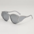 Futuristische zilveren punk zonnebril met metalen vlammenontwerp en grijze glazen - Zilver Frame Zilveren Spiegel Lens