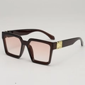 Square brown oversized sunglasses with pink gradient lenses and gold hinge detail - Tea Frame Blush Lens