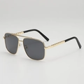 Klassische goldene Fliegerbrille mit Doppelsteg und strukturiertem Bügeldetail - Goldener Rahmen Graue Gläser