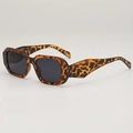 Modern tortoiseshell geometric sunglasses with black UV400 lenses in a stylish 45-degree view - D05Z-3 / Tortoise Frame Grey Lens
