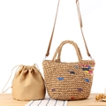 Borsa in paglia intrecciata a mano con dettagli colorati, manici in pelle e coulisse - Cammello (Con Borsa Interna e Tracolla)