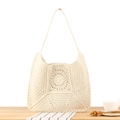 Borsa a tracolla beige all'uncinetto con intricati motivi mandala lavorati - Beige