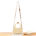 Borsa in paglia crema intrecciata a mano con cinturini in pelle marrone per estate - Beige