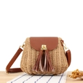 Petit sac bandoulière en corde de papier tissé crème avec rabat en cuir marron - Chameau
