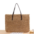 Borsa tote in paglia intrecciata con lunghi manici marrone scuro per l'estate - Cammello