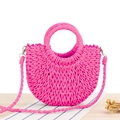 Hellrosa gewebte halbrunde Handtasche mit Rundgriffen und abnehmbarem Gurt - Fuchsia