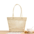 Ausgehöhlte gewebte Papierschnur-Tasche in Cremeweiß mit natürlichen Schultergurten - Beige