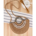 Halfvaste stro tas met schelpversiering en zwart-wit gestreept rond handvat voor dames - camel