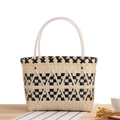 Borsa a cesto intrecciata a mano con motivi a scacchi bianchi e neri e manici trasparenti - Beige/Nero a Scacchiera