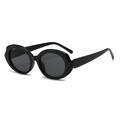 Ovale Sonnenbrille mit gewelltem Rand, schwarzem Rahmen und dunkelgrauen Gläsern - Glänzender schwarzer Rahmen Volle graue Gläser (C1)