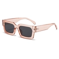 Gafas de sol cuadradas retro con monturas rosa champán y lentes gris oscuro - Montura Naranja Rosado Lente Gris Completo (C3)