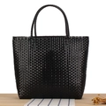 Bolso tote negro trenzado a mano con asas para picnic y compras informales - Negro (Grande)