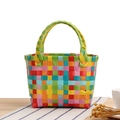 Mini borsa tote colorata in nylon intrecciato per bambini con vivace motivo a cestino - Giallo e Verde