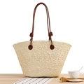 Beigefarbene handgewebte Strohtasche mit braunen Lederriemen und großem Volumen - Beige (Groß)