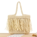 Handgewebte cremefarbene Stroh-Tote-Bag mit langen Fransen für den Strandurlaub - Beige