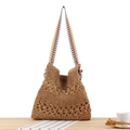 Boho Stroh-Umhängetasche mit buntem Schultergurt und gewebtem Blumenmuster - Camel