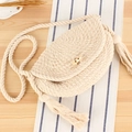 Sac bandoulière beige en corde de coton tressée avec pompons et bouton en bois - Beige