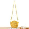Mini sac seau au crochet jaune avec motif tissé ajouré et longue bandoulière - Jaune