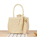 Beige handgewebte Papierschnur-Strandtasche mit zartem Spitzenbogen-Akzent - Beige (Mit Spitzenband)