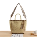 Borsa in paglia di carta naturale con finiture marroni e tracolla a motivi geometrici - Beige