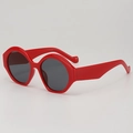 Occhiali da sole vintage rossi con montatura spessa ovale e lenti grigio scuro - Lente anti-UV UV400 / Montatura Rossa Lenti Grigie