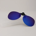 Polarized blue and purple mirror clip-on sunglasses for men and women with flip-up design - Blue Mirror (Round Style)
