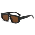 Gafas de sol rectangulares retro con montura negra gruesa y lentes de color marrón - Marco Negro Lente Marrón (C8)