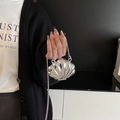 Bolso bandolera plateado con forma de concha y cadena metálica para fiestas nocturnas - Plata (Estilo 1 Cadena de Bolas)