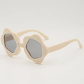 Lunettes de soleil pour enfants en forme de fleur, coloris beige crème et verres gris - Monture Beige Verre Gris