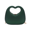 Dettaglio della borsa a scatola in acrilico verde scuro a forma di cuore con chiusura oro - Verde