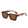 Retro-Cat-Eye-Sonnenbrille mit bernsteinfarbenem Rahmen und goldener Perle am Bügel - C10 Mattteebraunes Gestell mit einfarbigem Teeglas