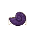 Borsa a tracolla viola a forma di conchiglia con chiusura a fiore dorata e catena - Viola