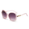 Lunettes de soleil oversize roses avec verres dégradés violets et détails chaîne dorée - C2 Monture Rose Transparente Lentille Gris Rose