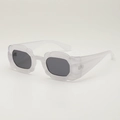 Lunettes de soleil à fleurs avec monture blanche mate et verres rectangulaires foncés - C2 Monture Blanche Verre Gris