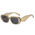Lunettes de soleil rectangulaires ambre translucide avec verres noirs et cadre résine - C4 Vert Boueux Verres Gris