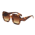 Modern oversized square sunglasses with retro tortoiseshell frame and gradient brown lenses - One Size / Tortoiseshell Frame