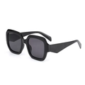 Hip hop black square frame sunglasses with thick temples and dark grey lenses for a retro look - One Size / Black Frame Grey Lens