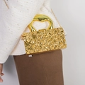 Elegante gouden acryl clutch met lavatectuur en metalen handvat voor dames avondkleding - Lava Textuur (09007) / Gouden golf