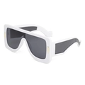 Lunettes de soleil carrées blanches surdimensionnées avec verres gris et détails dorés - UV400 / Monture Blanche Verres Gris