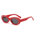 Lunettes de soleil ovales hip-hop avec monture strass rouge et verres gris foncé tendance - A03 Y-1 / C5 Monture Rouge Verres Gris
