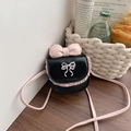 Mini bolso bandolera negro con lazo de cuero rosa y dulces detalles de encaje - Talla única / Negro
