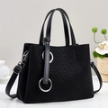 Sac à main noir tissé à la mode avec anneaux argentés et bandoulière réglable amovible - Noir