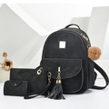 Schwarzes dreiteiliges Rucksack-Set aus mattem Leder mit goldenen Details und Bommel-Anhänger - Schwarz