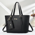 Set borse tote nere 3 pezzi con trama a spina di pesce e logo dorato - Nero